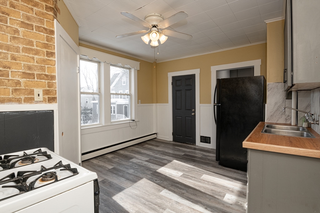 34 Chase Street Beverly, MA 01915 - Photo 10 of 37