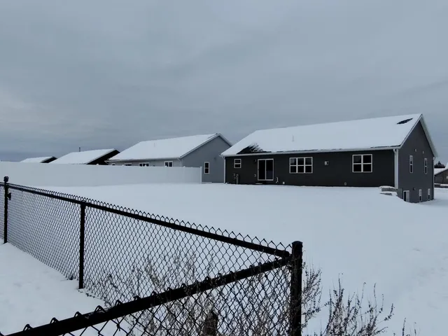 $405,000 | 2148 Cambridge Court, Reedsburg, WI 53959