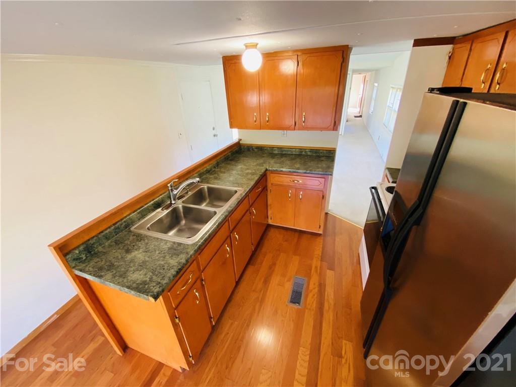 3185 Arthur Mull Road Morganton, NC 28655 - Photo 13 of 32 Gallery Image 13