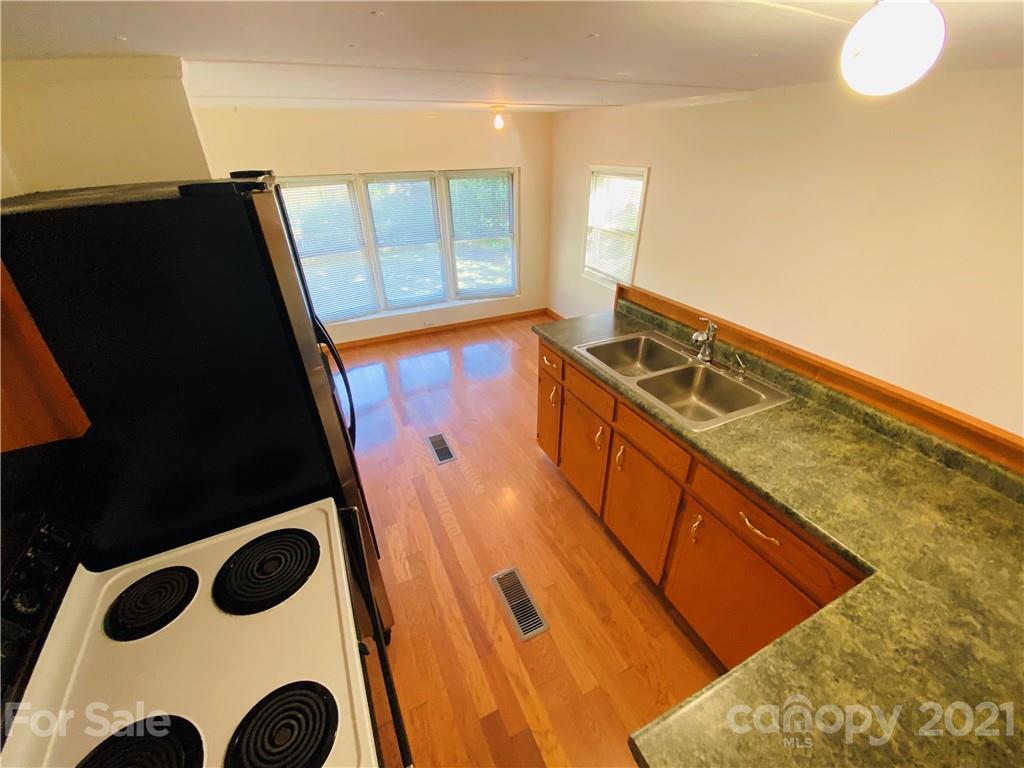 3185 Arthur Mull Road Morganton, NC 28655 - Photo 14 of 32 Gallery Image 14