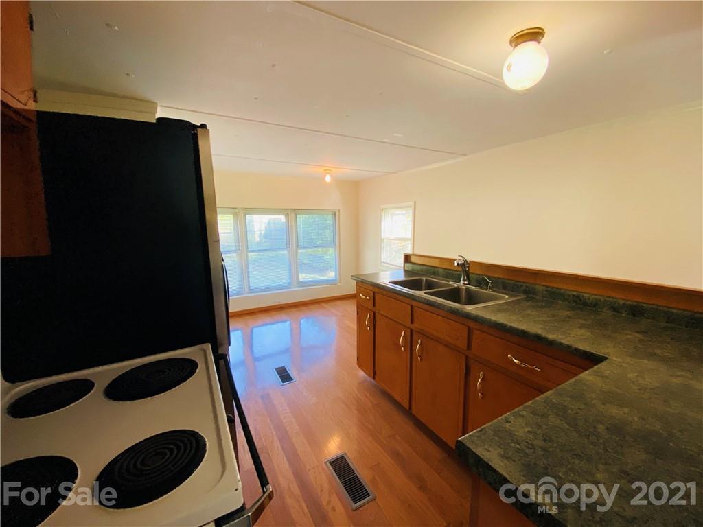 3185 Arthur Mull Road Morganton, NC 28655 - Photo 15 of 32 Gallery Image 15