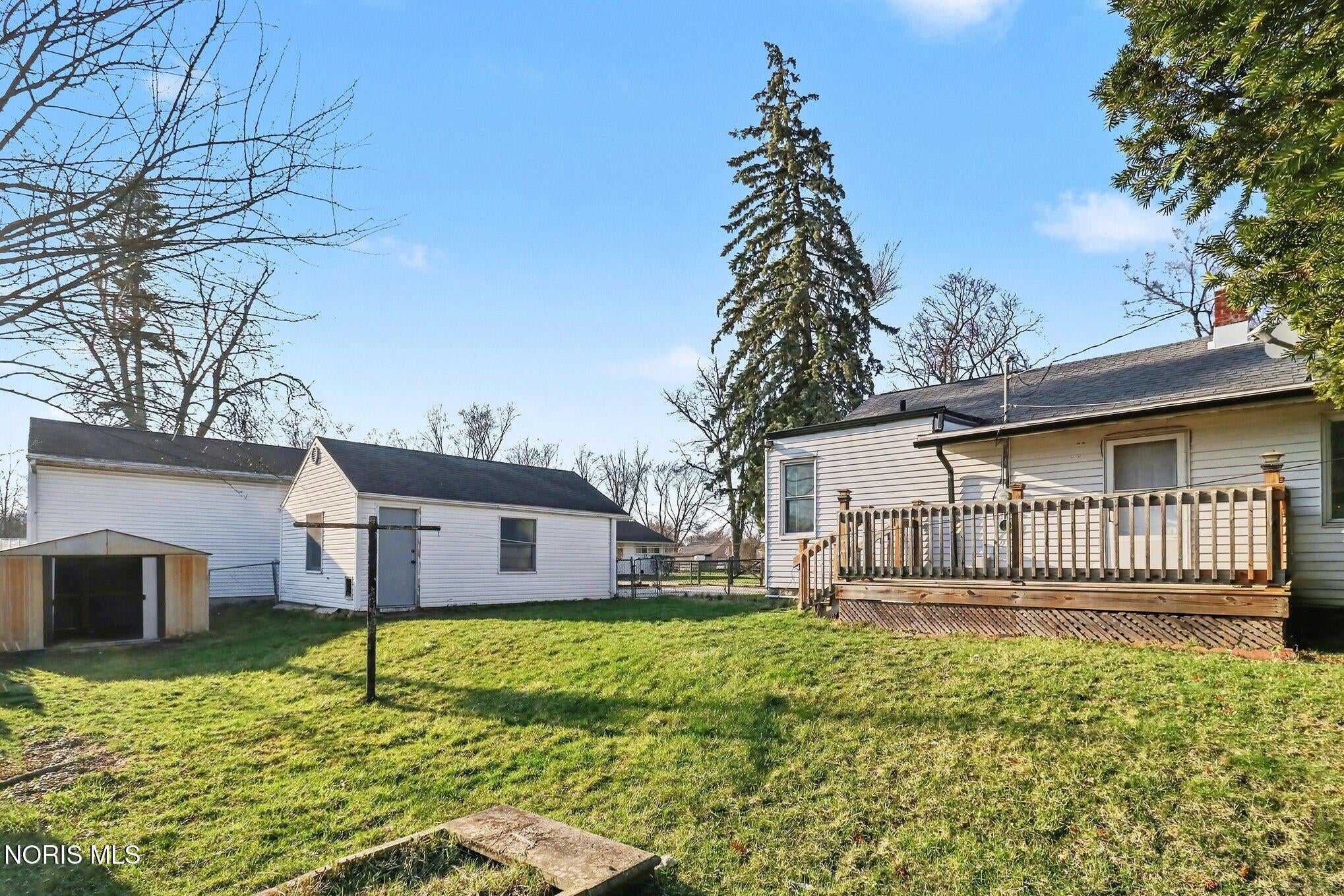 5349 Collomore Road Toledo, OH 43615 - Photo 22 of 22 015_file_8931