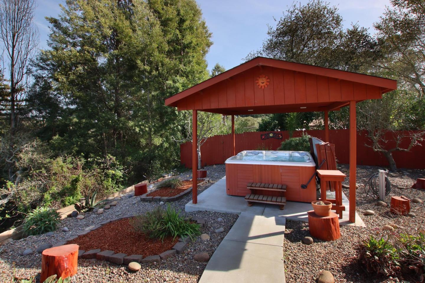 423 Pleasant Valley Road Aptos, CA 95003 - Photo 50 of 61 Gallery Image 50