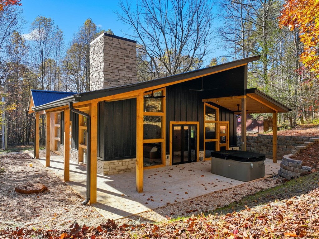 138 Cottonwood Lane Blue Ridge, GA 30513 - Photo 5 of 35 a view of a house