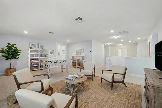 an empty room with a empty space and window