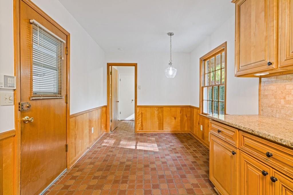 2943 Greenrock Trail Atlanta, GA 30340 - Photo 18 of 42