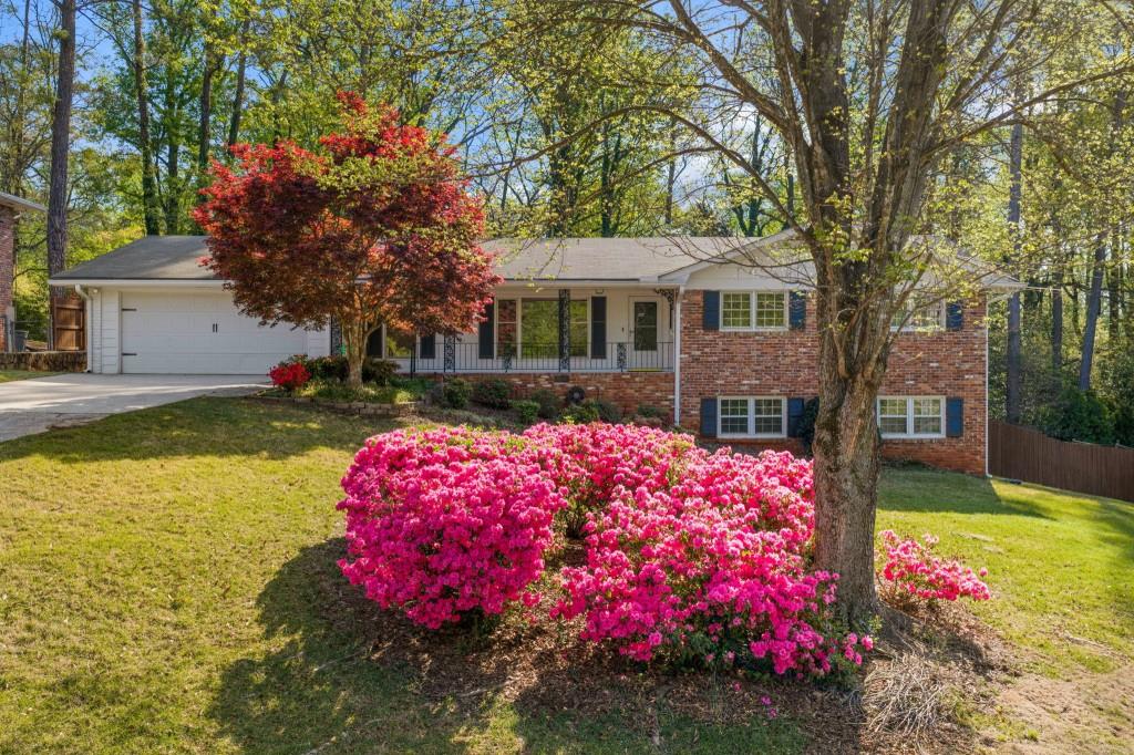 2943 Greenrock Trail Atlanta, GA 30340 - Photo 2 of 42