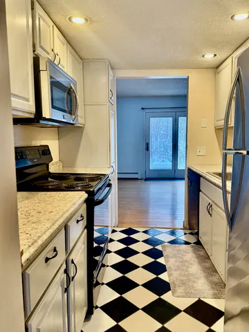 $289,000 | 77 West Country Club Drive, Unit 3, Bolton, VT 05465