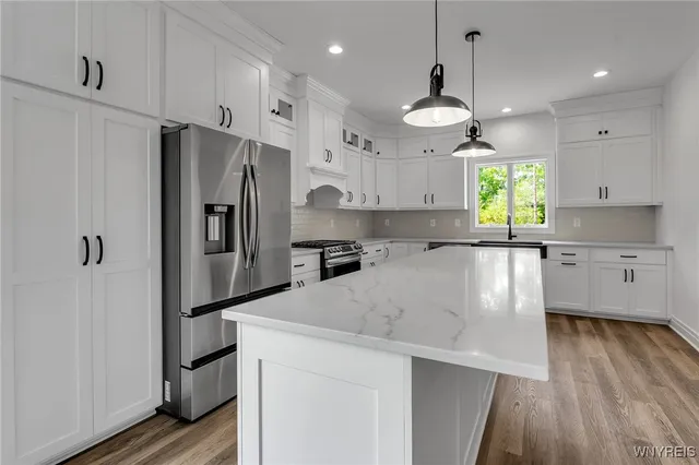 $699,000 | 2990 Bullis Road, Elma, NY 14059