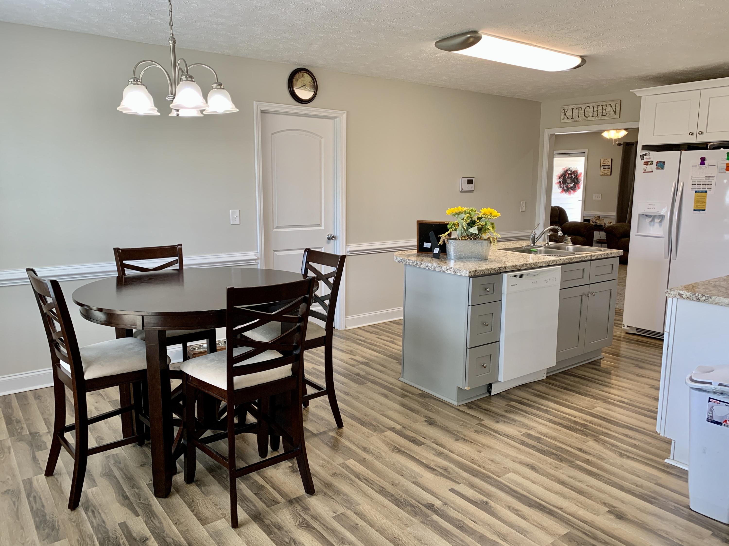 512 County Home Road Rockingham, NC 28379 - Photo 8 of 22 breakfast nook