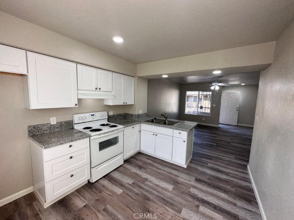 1361 North Archie Avenue Fresno, CA 93703 - Photo 4 of 17