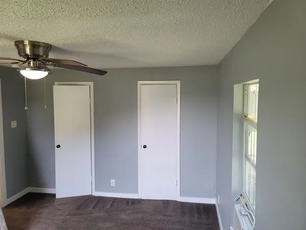 a view of empty room with window