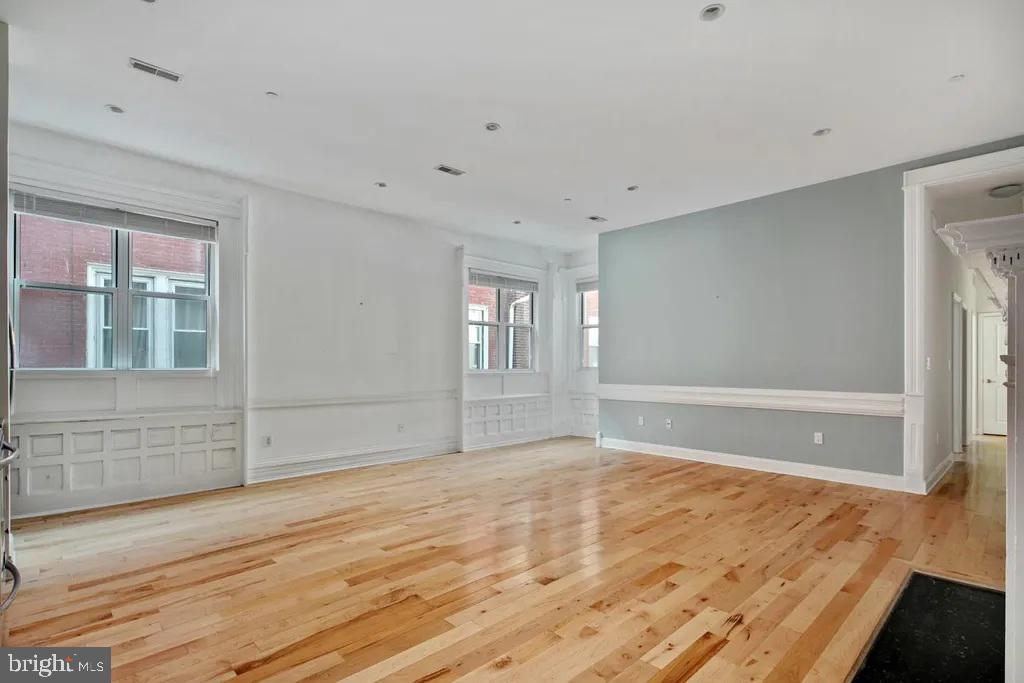 1311 Spruce Street, Unit 101 Philadelphia, PA 19107 - Photo 3 of 8