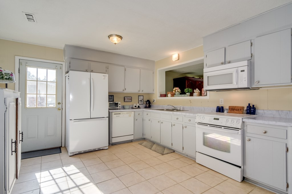 415 Kingstree Road North Augusta, SC 29841 - Photo 11 of 26