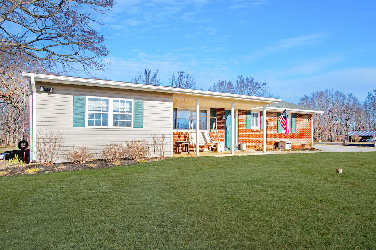 525 Doe Run Road Rocky Mount, VA 24151 - Photo 22 of 26 IMG_2274
