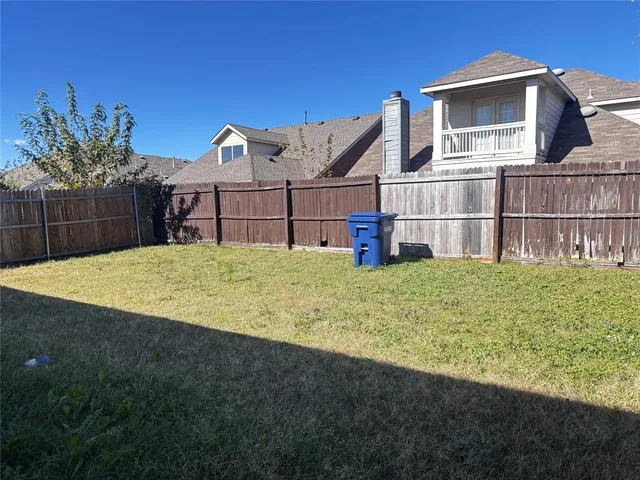 $2,300 | 9704 Mystic Dunes Drive, McKinney, TX 75072