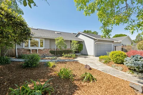 $1,750,000 | 85 Berens Drive, Kentfield, CA 94904