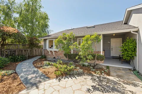 $1,750,000 | 85 Berens Drive, Kentfield, CA 94904