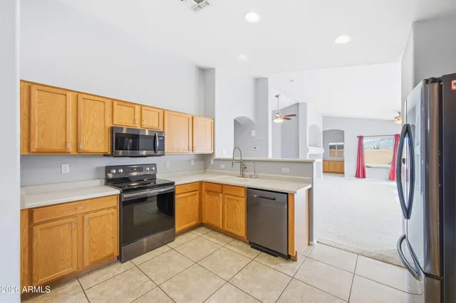 $2,200 | 12675 South 175th Avenue, Goodyear, AZ 85338