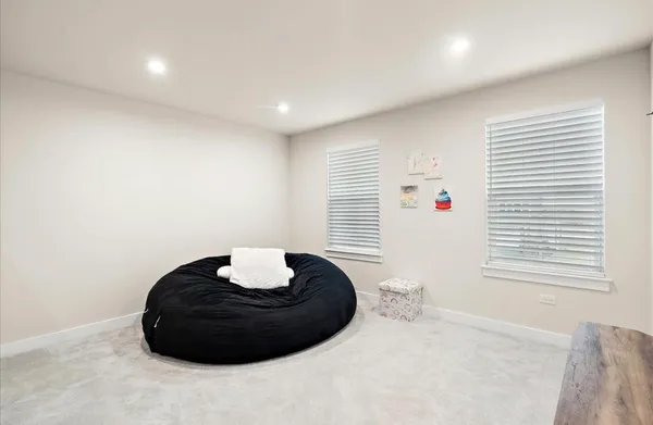 $585,000 | 319 Atkinson Drive, Sugar Grove, IL 60554