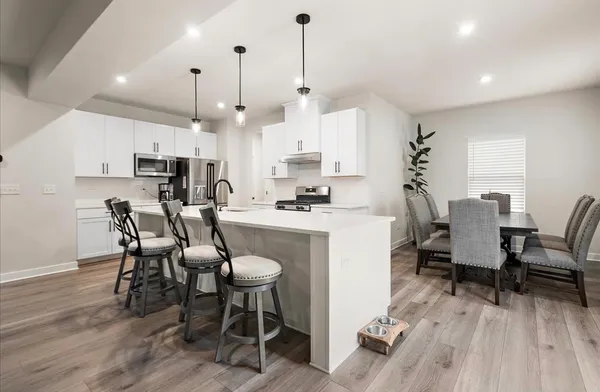 $585,000 | 319 Atkinson Drive, Sugar Grove, IL 60554