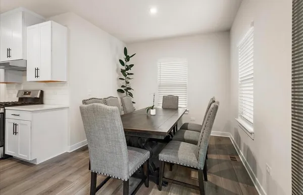 $585,000 | 319 Atkinson Drive, Sugar Grove, IL 60554