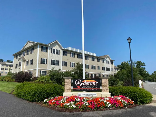 $1,965 | 50 Sentinel Court, Unit 106, Manchester, NH 03103