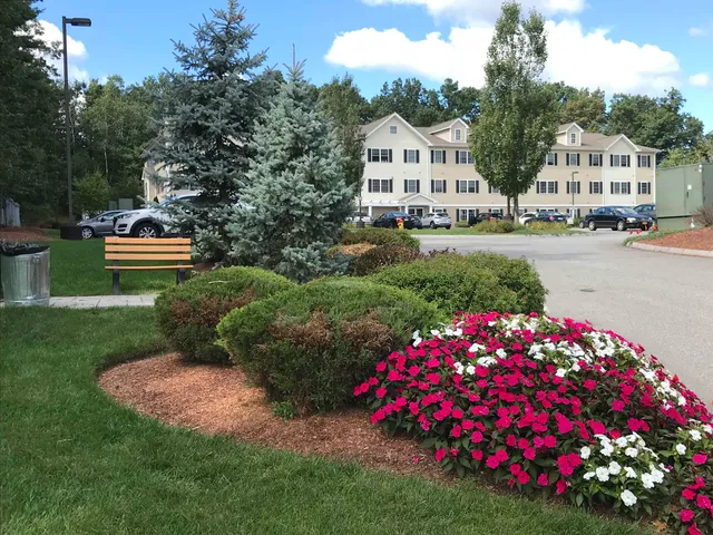 $1,965 | 50 Sentinel Court, Unit 106, Manchester, NH 03103