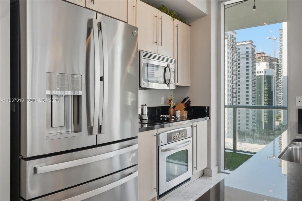 1111 Southwest 1st Avenue, Unit 2420N Miami, FL 33130 - Photo 12 of 31