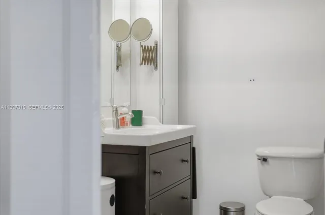 $615,000 | 1111 Southwest 1st Avenue, Unit 2420N, Miami, FL 33130