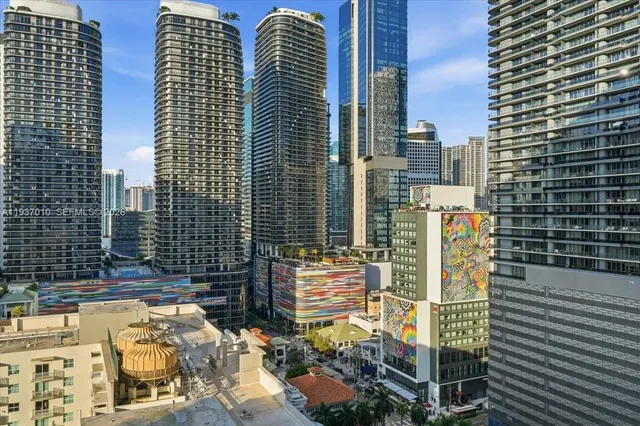 $615,000 | 1111 Southwest 1st Avenue, Unit 2420N, Miami, FL 33130