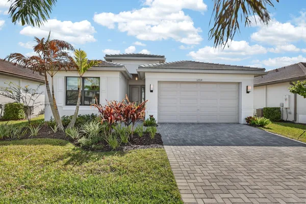 $524,000 | 12719 Southwest Blue Mangrove Parkway, Port St. Lucie, FL 34987