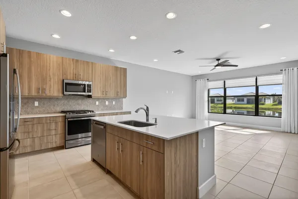 $524,000 | 12719 Southwest Blue Mangrove Parkway, Port St. Lucie, FL 34987