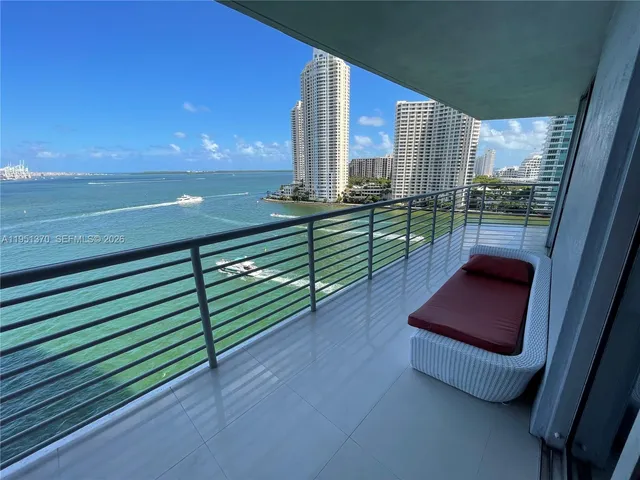 $1,315,000 | 335 South Biscayne Boulevard, Unit 1209, Miami, FL 33131