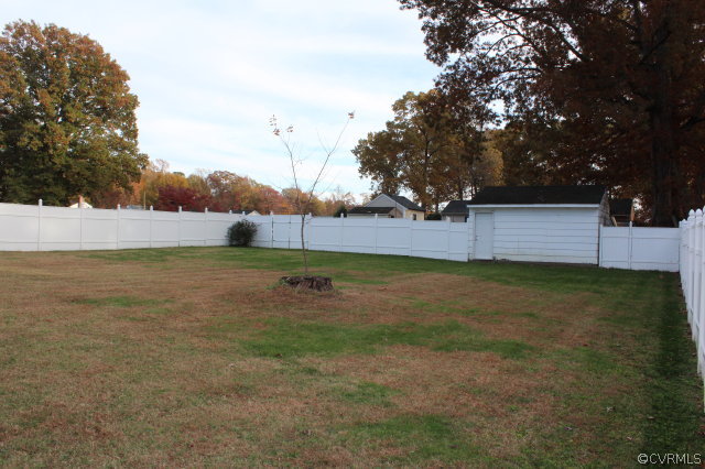11517 Ridge Road Hopewell, VA 23860 - Photo 5 of 24 Gallery Image 5