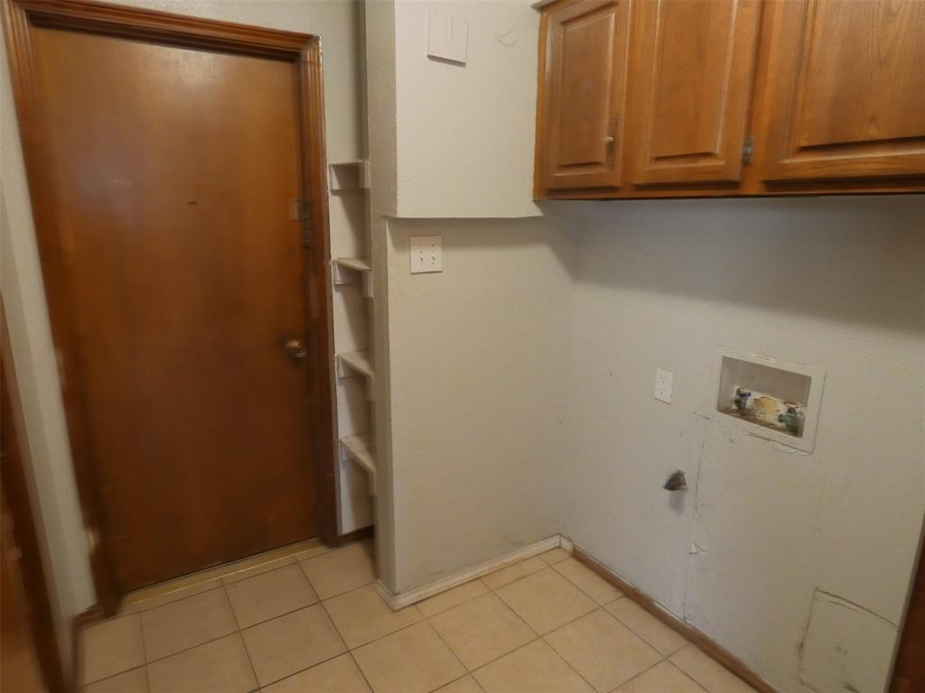 7110 Ridgeview Drive Rowlett, TX 75089 - Photo 13 of 27 a view of an empty room