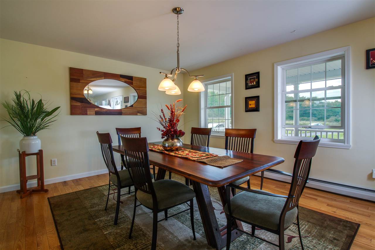 961 Lake Road Milton, VT 05468 - Photo 3 of 31