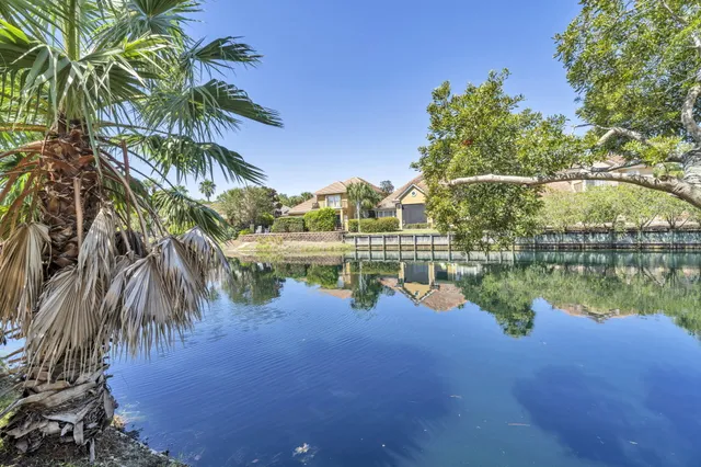 $525,000 | 272 Calusa Boulevard, Destin, FL 32541