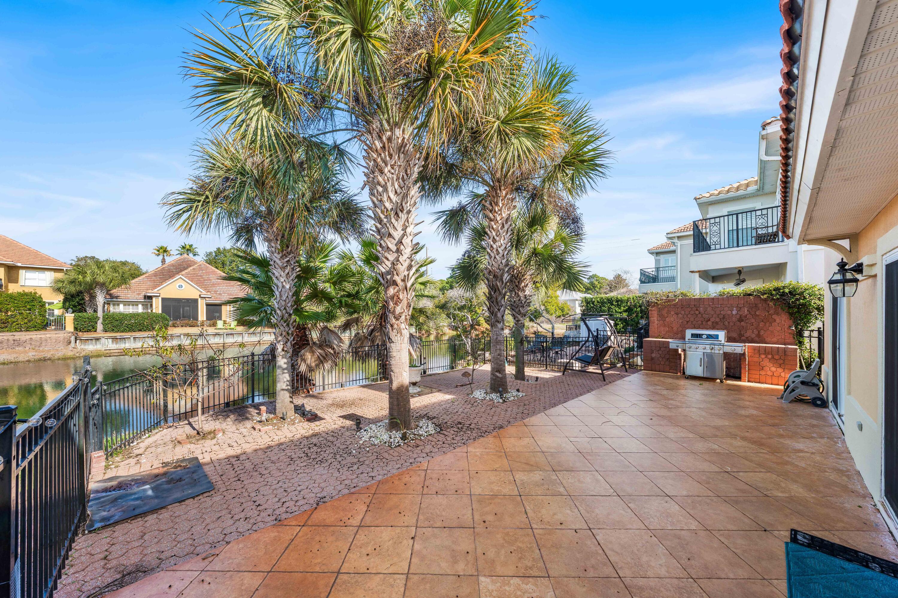 272 Calusa Boulevard Destin, FL 32541 - Photo 26 of 34 272 Calusa-25