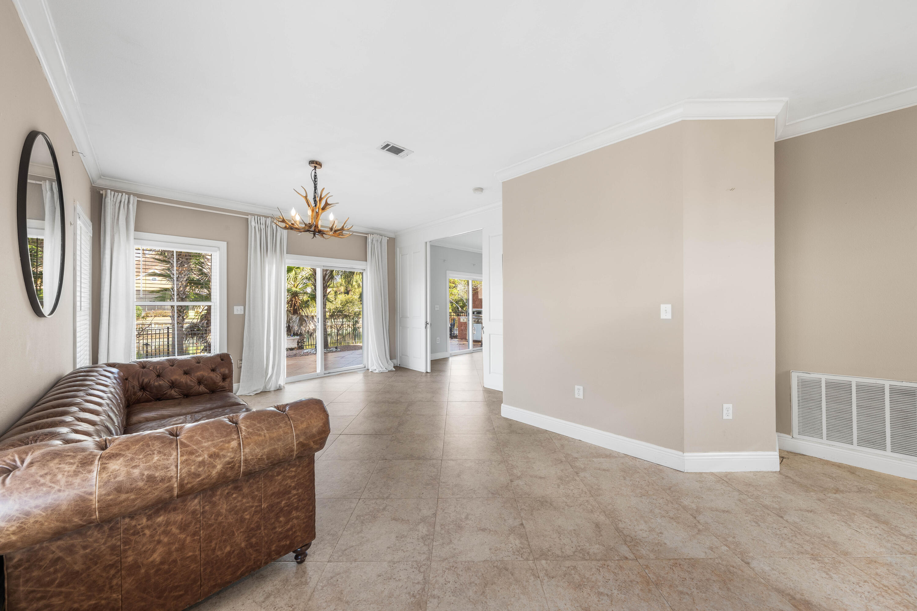 272 Calusa Boulevard Destin, FL 32541 - Photo 3 of 34 272 Calusa-6