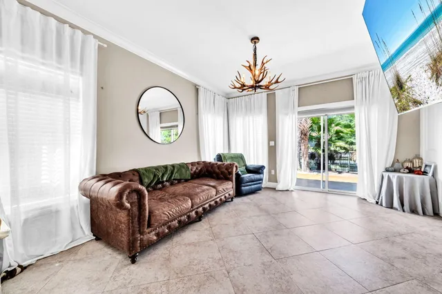 $525,000 | 272 Calusa Boulevard, Destin, FL 32541