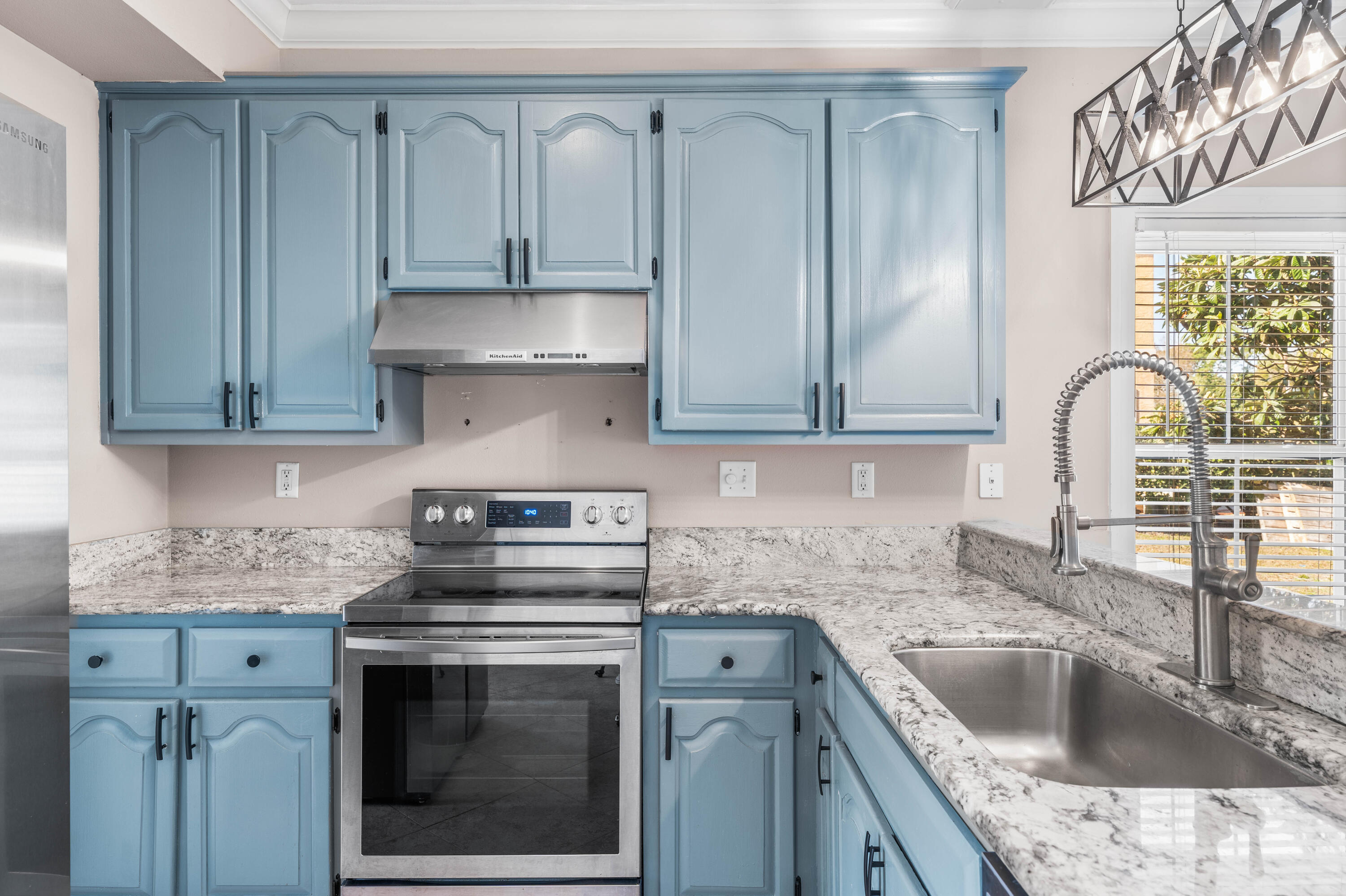 272 Calusa Boulevard Destin, FL 32541 - Photo 7 of 34 272 Calusa-4