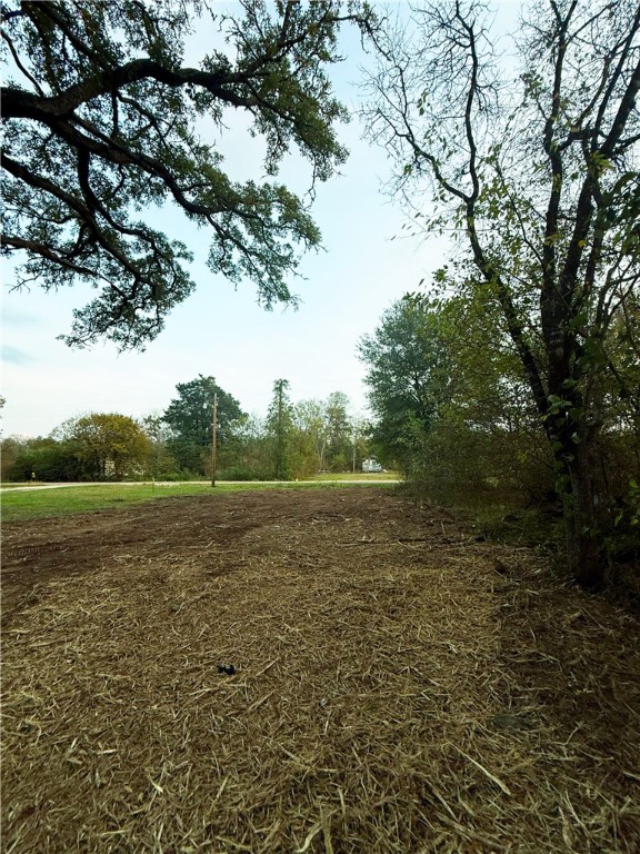 0 West Barton Street Calvert, TX 77837 - Photo 7 of 7 a view of an outdoor space and a yard