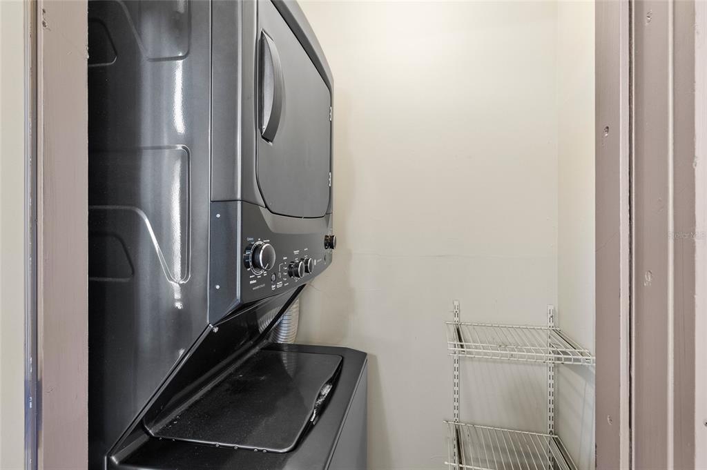 1579 Greenlea Drive, Unit 12 Clearwater, FL 33755 - Photo 15 of 42 a view of a livingroom with car parked