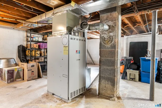 $374,900 | 7 Sunbright Drive South, Meriden, CT 06450