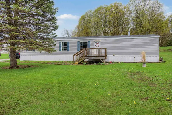$209,900 | 690 Highway 105, Sheldon, VT 05483