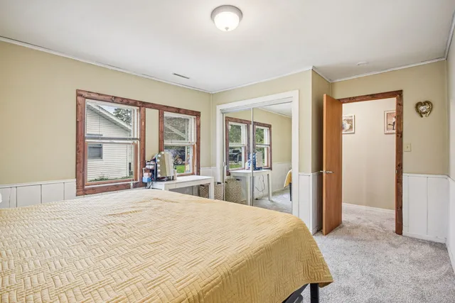 $250,000 | 27630 Hickory, Island Lake, IL 60042