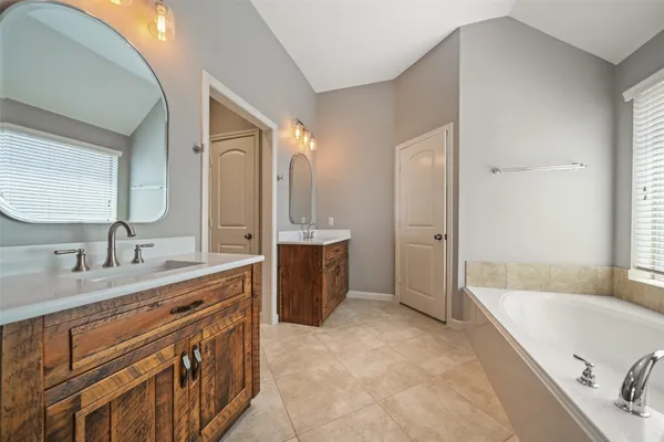 $526,000 | 2818 Red Maple Drive, Katy, TX 77494