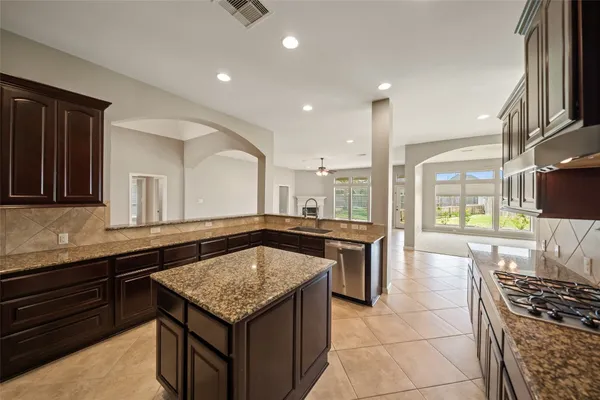 $526,000 | 2818 Red Maple Drive, Katy, TX 77494