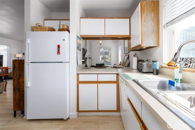 $630,000 | 524 Myrtle Street, Unit C D, La Conner, WA 98257